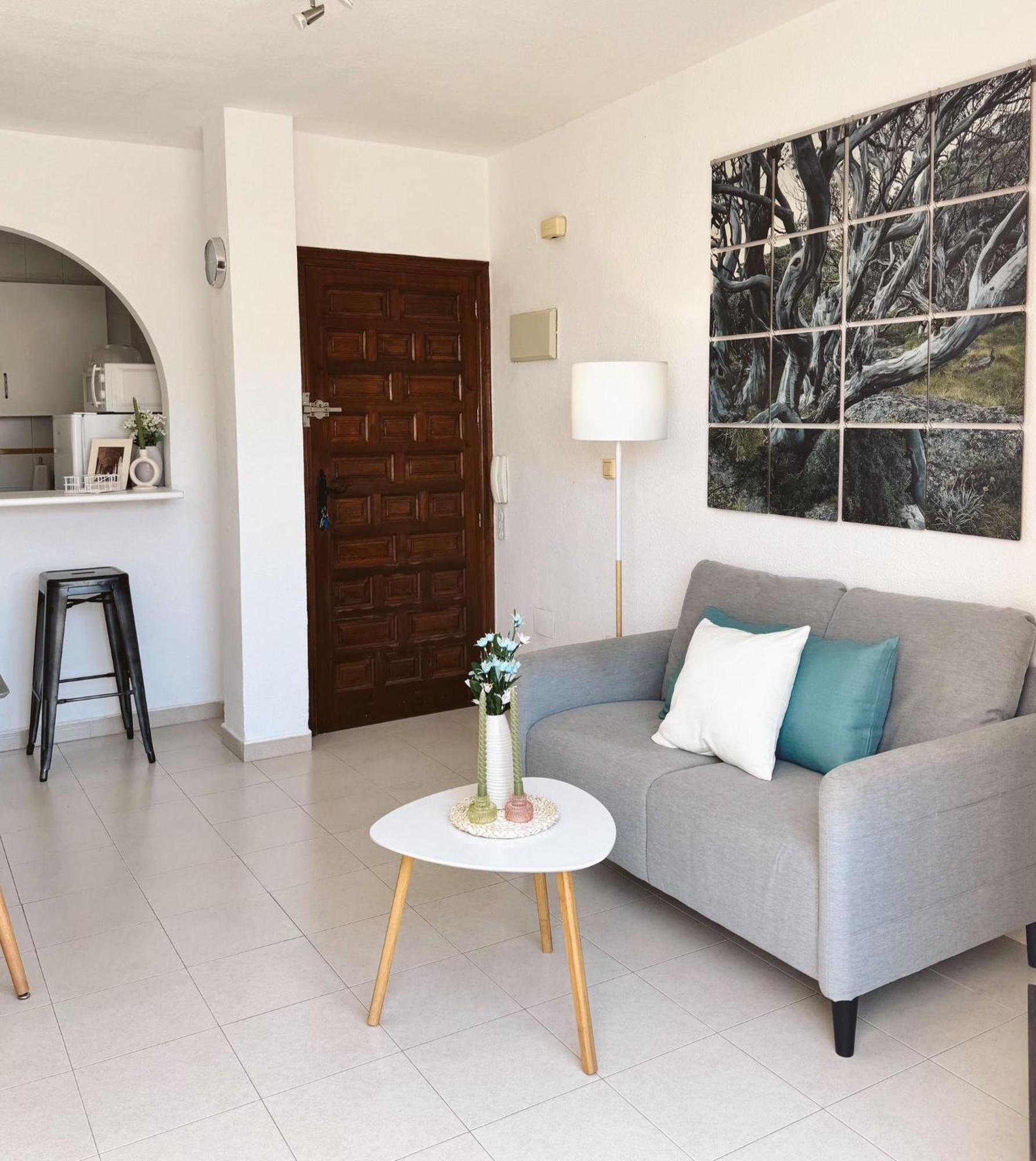 Apartment El Paraiso, 1 Bedroom 300M From The Sea Torrevieja Eksteriør billede